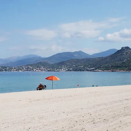 Corsica Paradise مكان تخييم كالكاتوكجيو